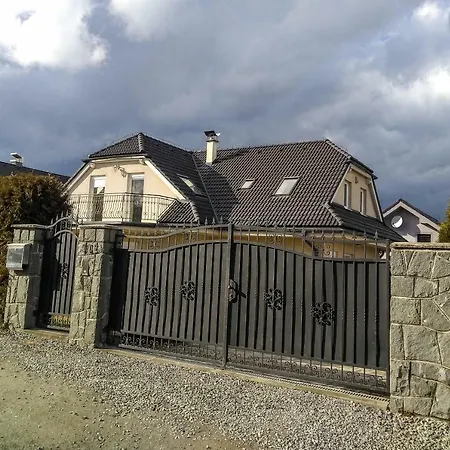 Quarto em Acomodações Particulares Pri Ceste *