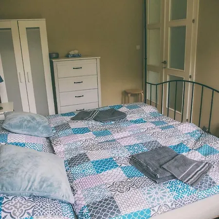 Pri Ceste Quarto em Acomodações Particulares *